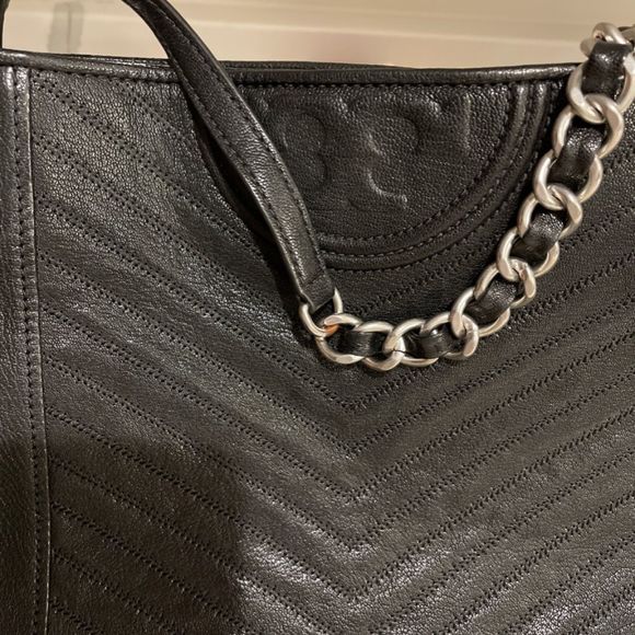 Tory Burch shoulder tote - Picture 4 of 4